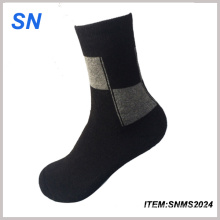 Großhandel 2015 Hight Qualität Custom mans Kleid Socken